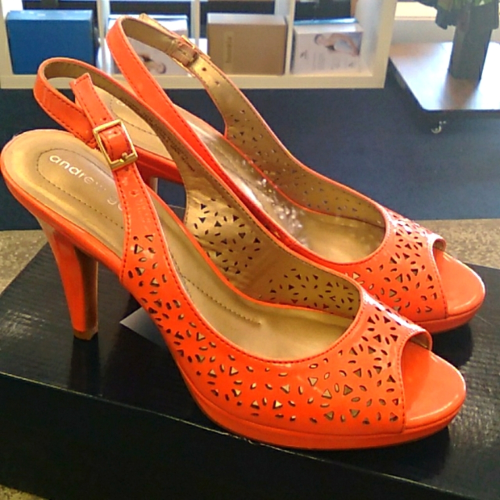 Andrew Gellar Carmine Coral Size 10